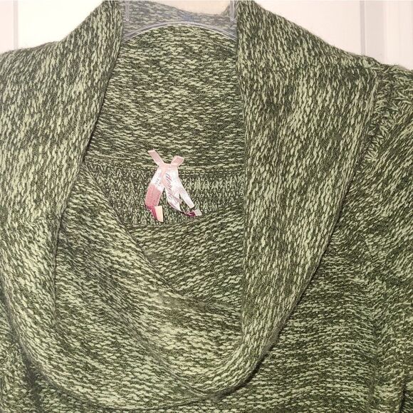 Derek Heart Army Green Cowl Neck Belted Sweater - Picture 5 of 9